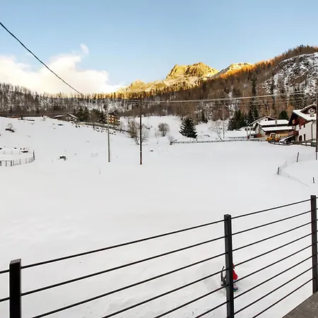 La D'emilie - Romantic